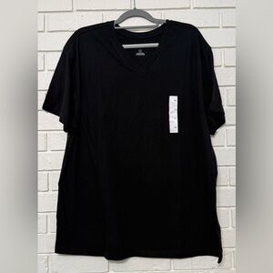 Men’s Goodfellow Black V-neck tee. Size XXL. NWT